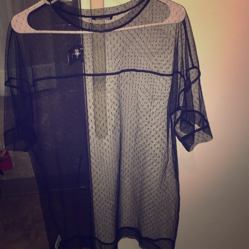 Women’s mesh material black shirt